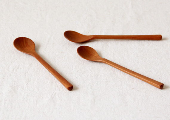 スプーン小_3/木のカトラリー(木のスプーン・木のフォーク)、チェリー・ウォールナット